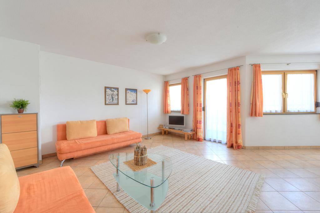 Appartement Strolz Schnann Rum bild