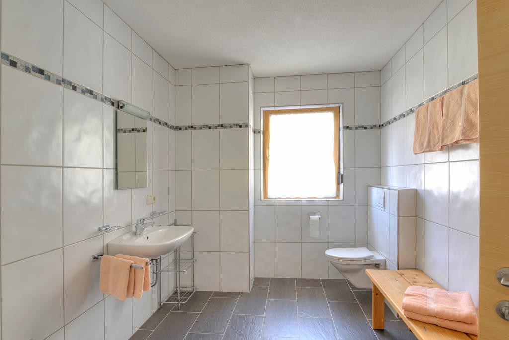 Appartement Strolz Schnann Rum bild